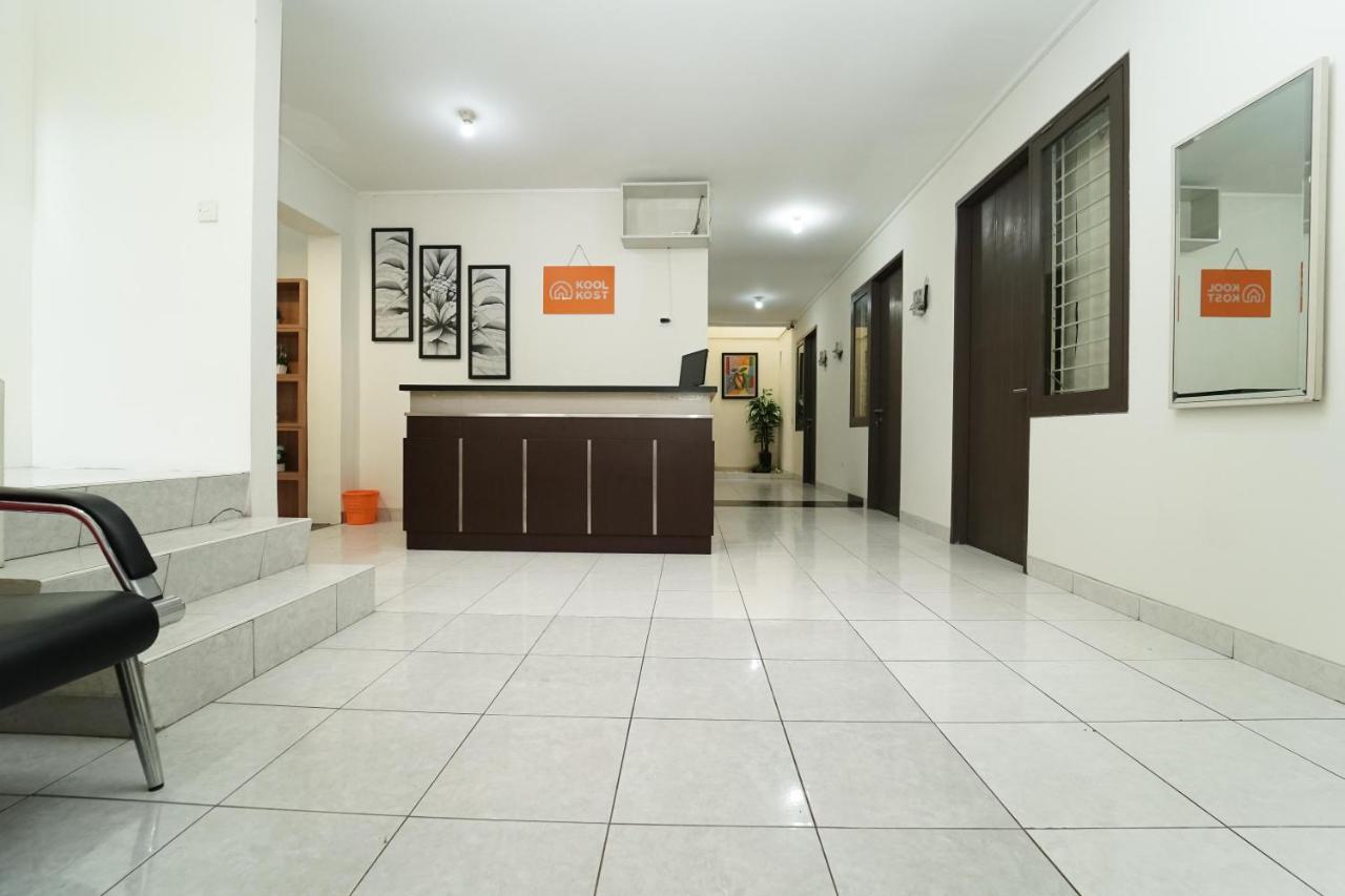 Koolkost Near Universitas Prasetiya Mulya Pagedangan Ngoại thất bức ảnh