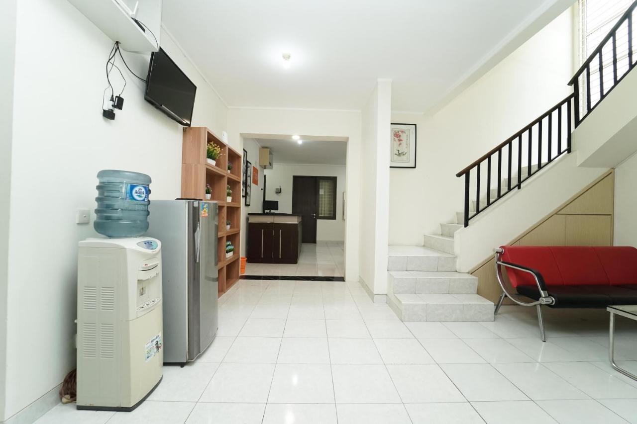 Koolkost Near Universitas Prasetiya Mulya Pagedangan Ngoại thất bức ảnh