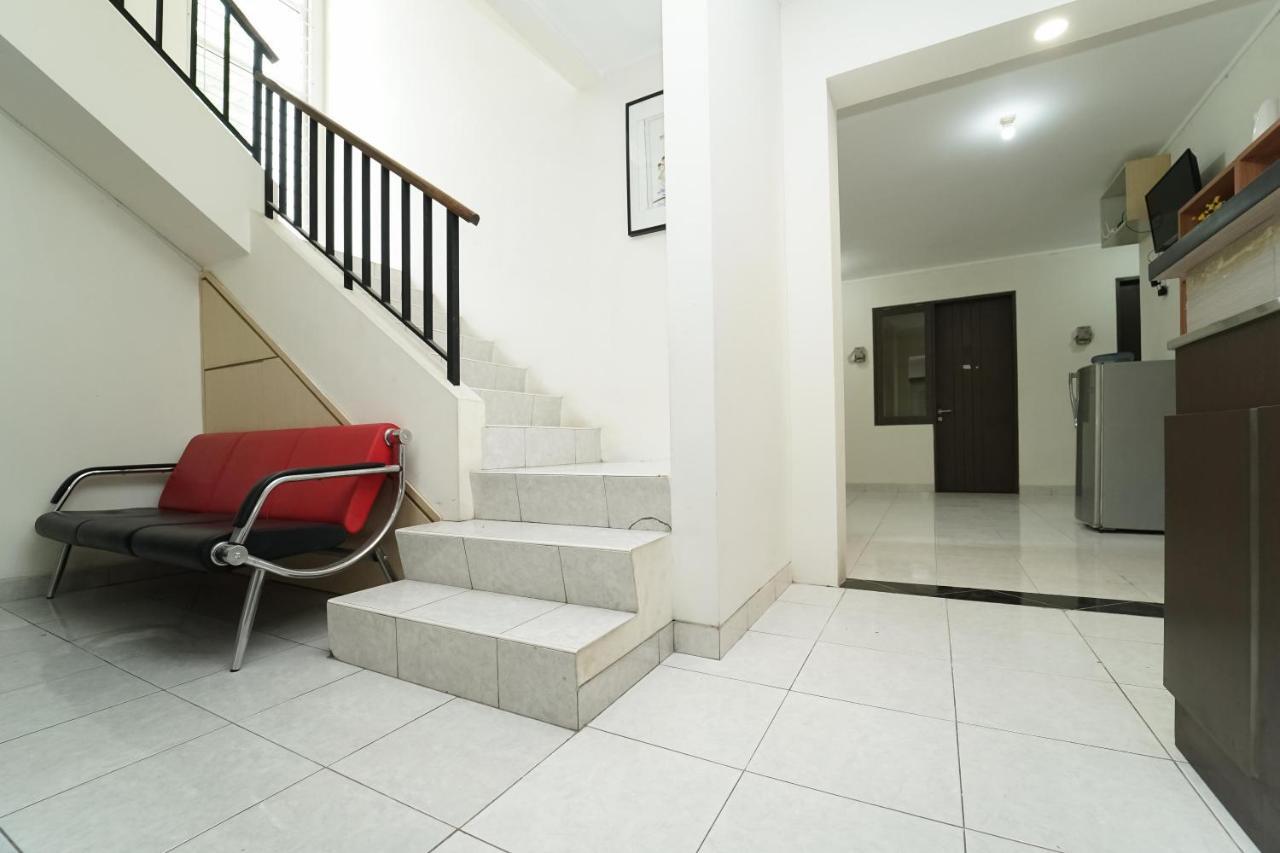 Koolkost Near Universitas Prasetiya Mulya Pagedangan Ngoại thất bức ảnh